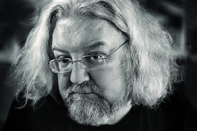 Сезон Симоновской сцены Театра им. Вахтангова откроется постановкой «Любовь у трона»